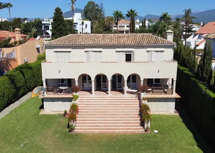 Villa Los Lirios Puerto Banus - Eaw Homes Marbella