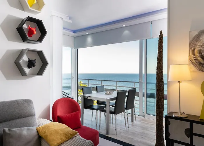 Pet friendly La Torre De La Roca Apartment Torremolinos