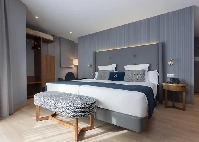 Marbella Hotels for Romantic Getaway near Plaza de los Naranjos
